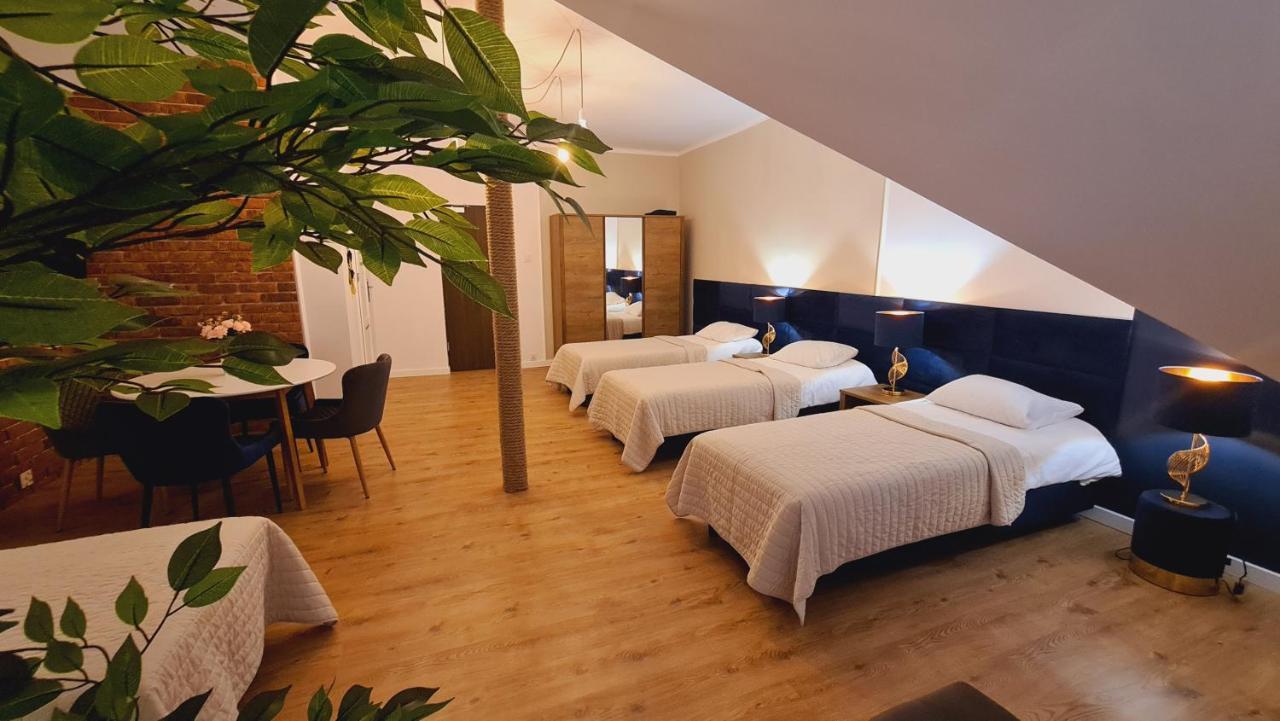 Hotel Kurpia Arte ノボグルト エクステリア 写真